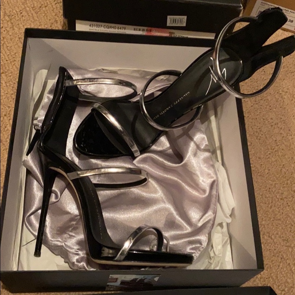 GIUSEPPE ZANOTTI / COLINE110 Amex.Siutta